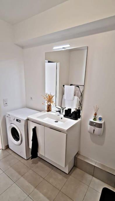 Loft Climatise Parking Gratuit 5min Gare Apartment *