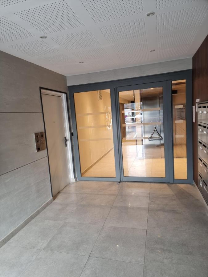 Apartment Loft Climatise Parking Gratuit 5min Gare